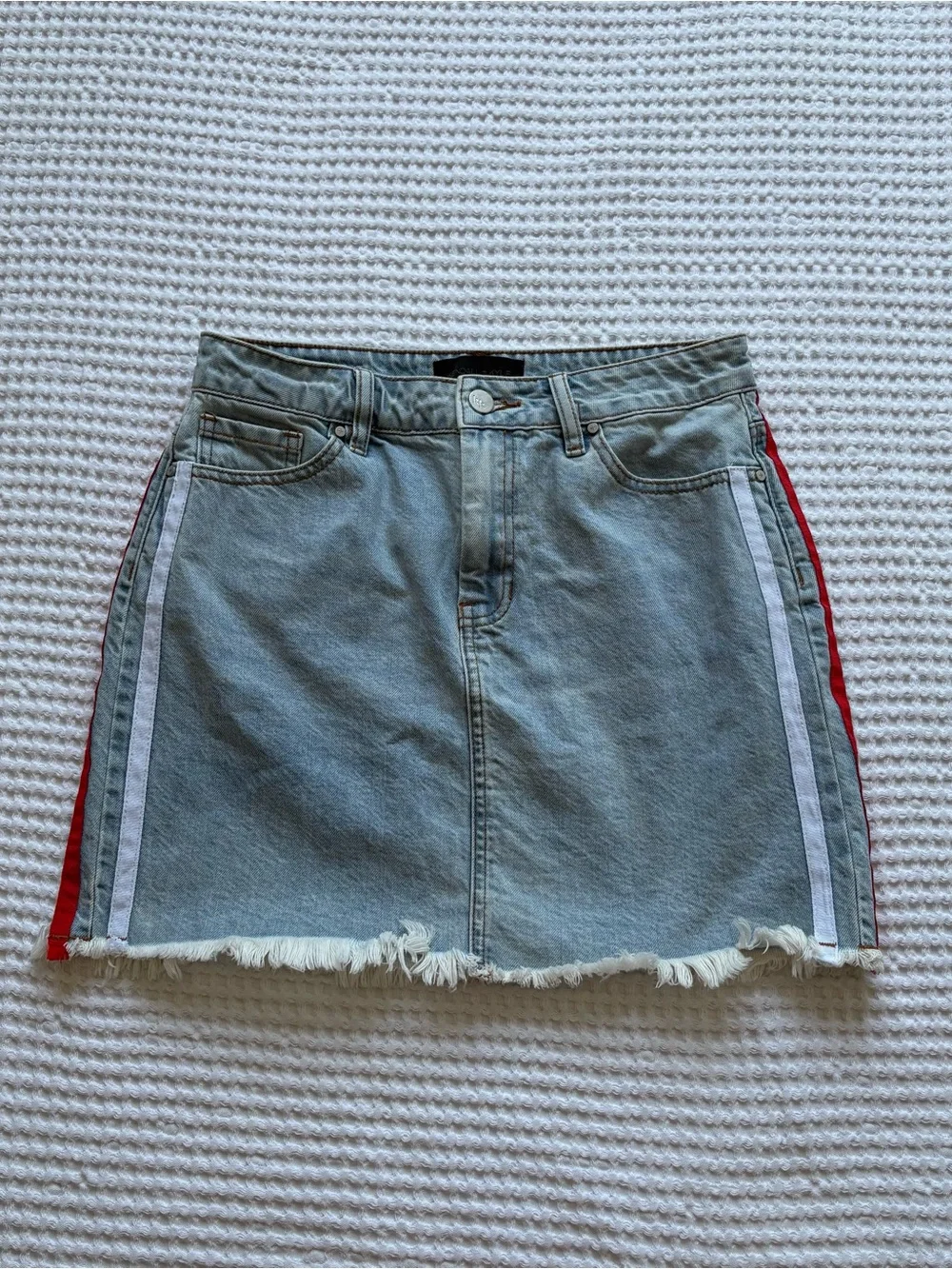 Kendall + Kylie Light Wash Denim Mini Skirt Red White Racer Stripe Raw Hem - 27